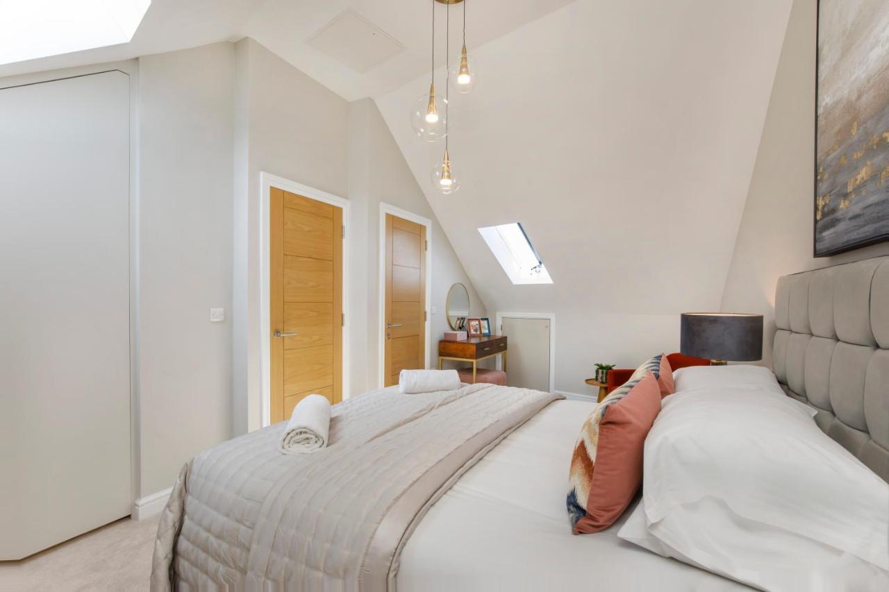 Apartemen Crescent Court Modern And Luxurious *