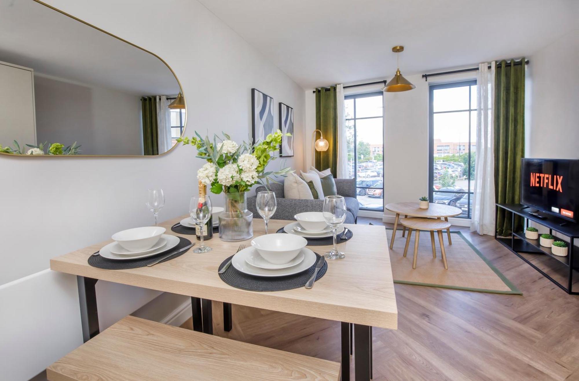 Apartemen Crescent Court Modern And Luxurious York